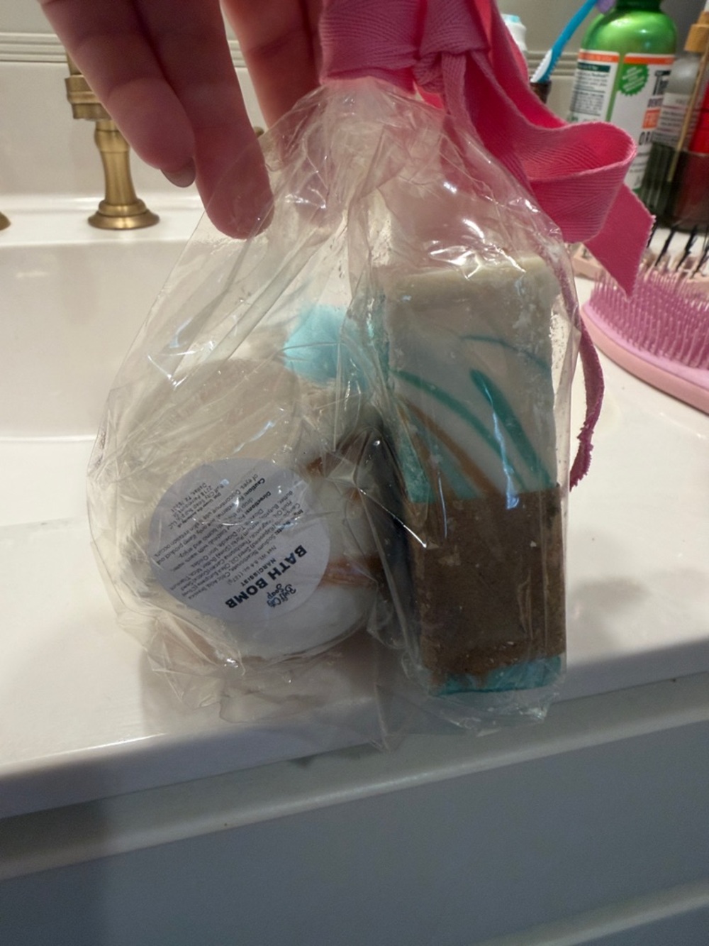 Buff City Narcissist Bath & Body Gift Set - Picture 3 of 3